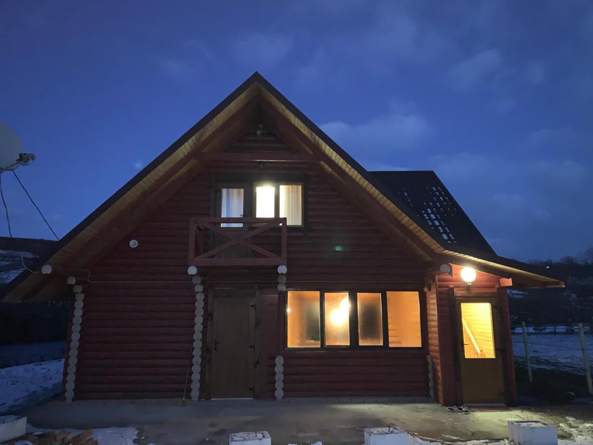 Долина Motell Chornyvody Exteriör bild